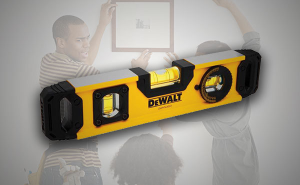 DeWalt 9 In. Aluminum Magnetic Torpedo Level DeWalt 9 In. Aluminum Magnetic Torpedo Level