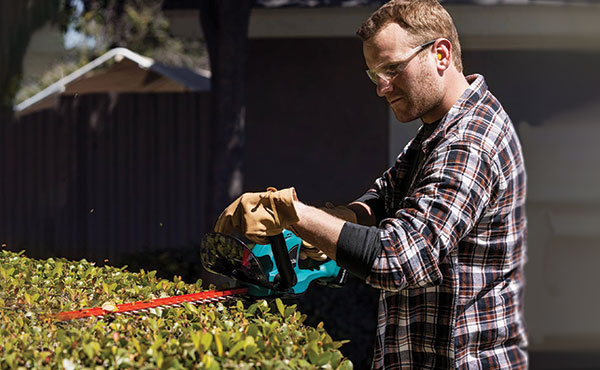 Cordless Outdoor Power Equipment Buying Guide