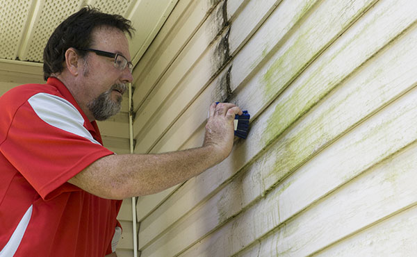 How to Clean Vinyl Siding How to Clean Vinyl Siding