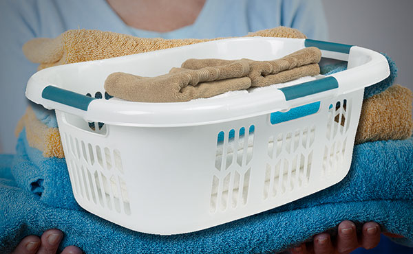 Rubbermaid 3-Handled Laundry Basket Rubbermaid 3-Handled Laundry Basket