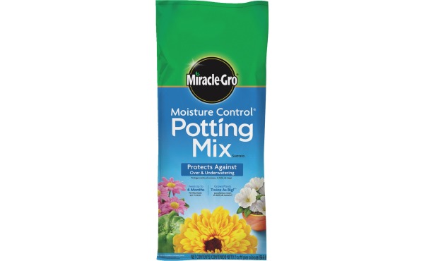 Miracle-Gro Moisture Control 2 Cu. Ft. Indoor & Outdoor Potting Soil